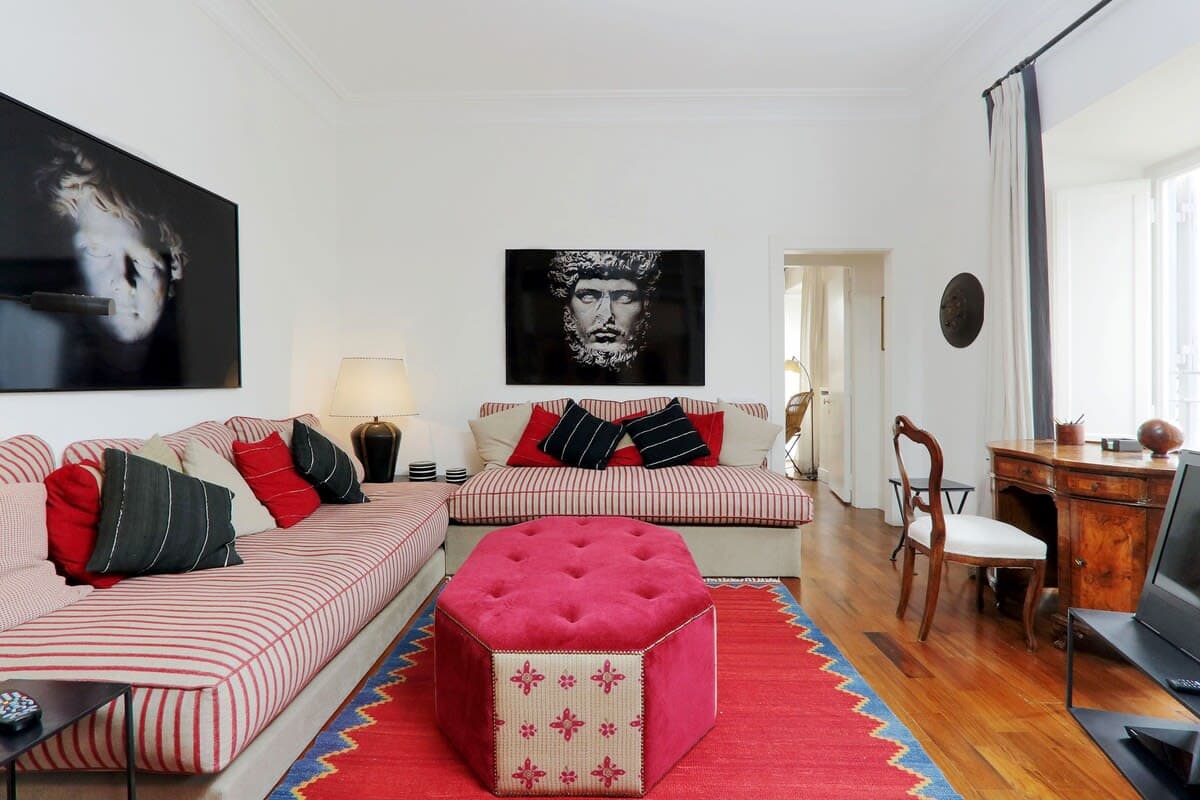 La Camelia - Image 12