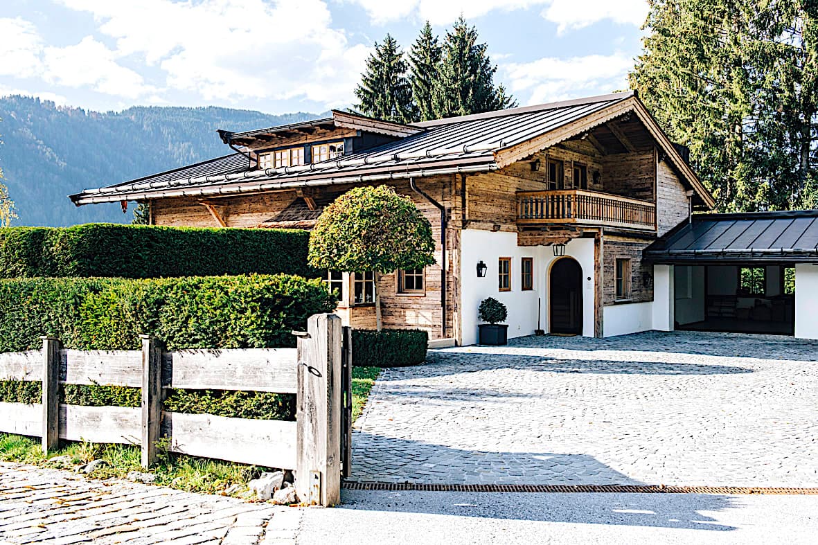 Ski Fantasia - Image 1