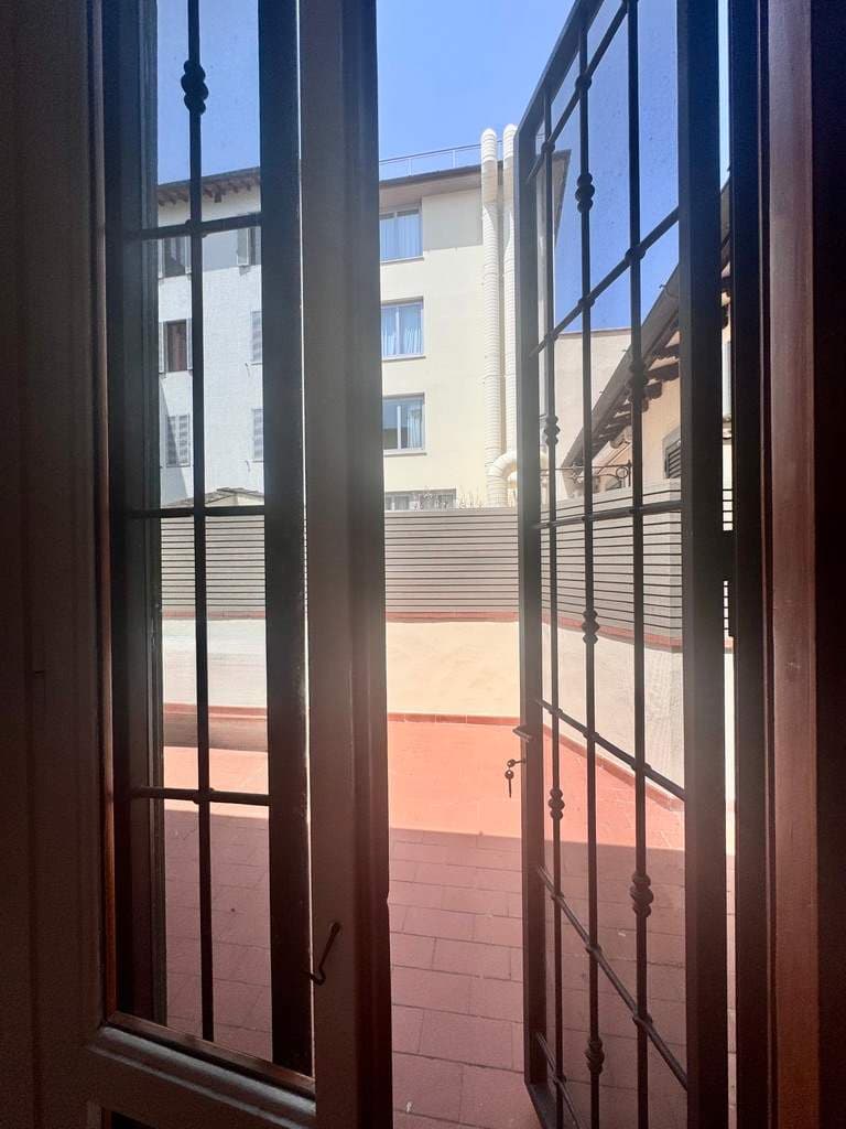 Florence Favorite - Image 31