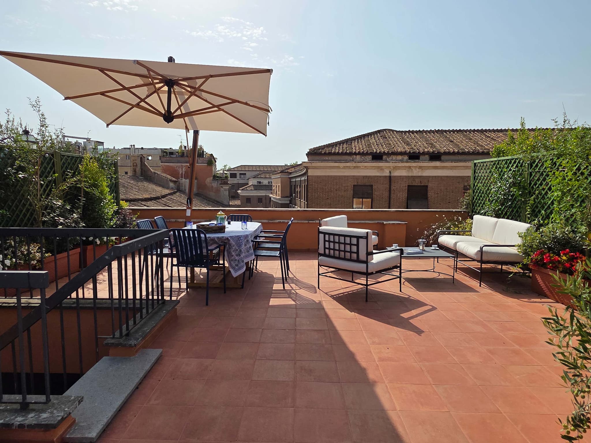 TR - Forum Terrace - Image 10