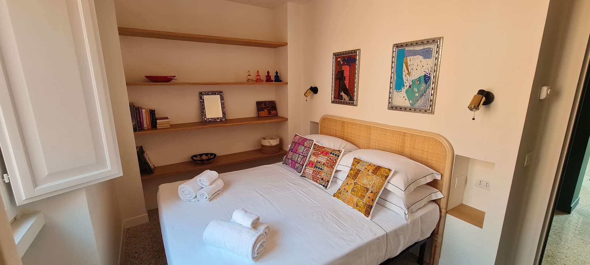 TR - Forum Terrace - Image 34