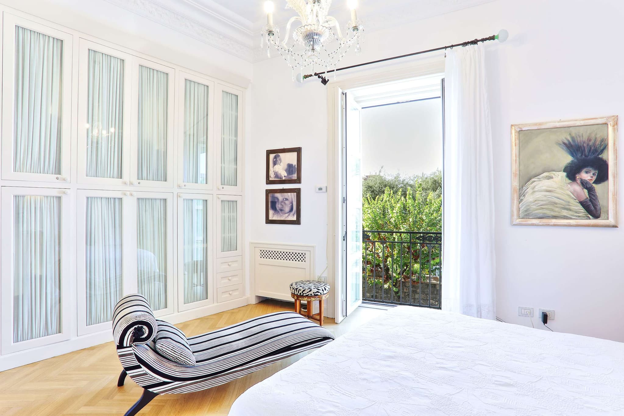 Sorrento La Di Da - Image 7