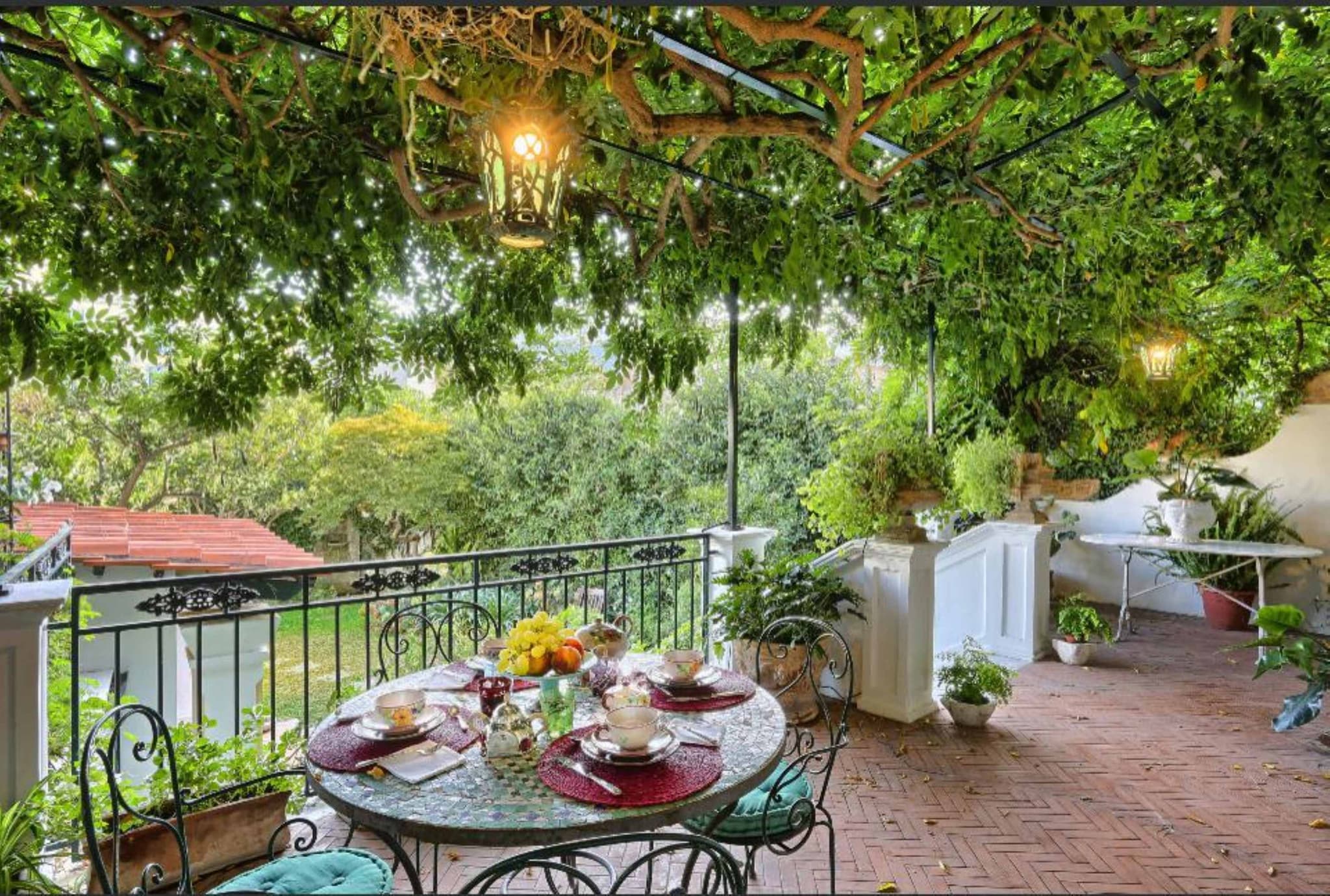 Sorrento La Di Da - Image 2